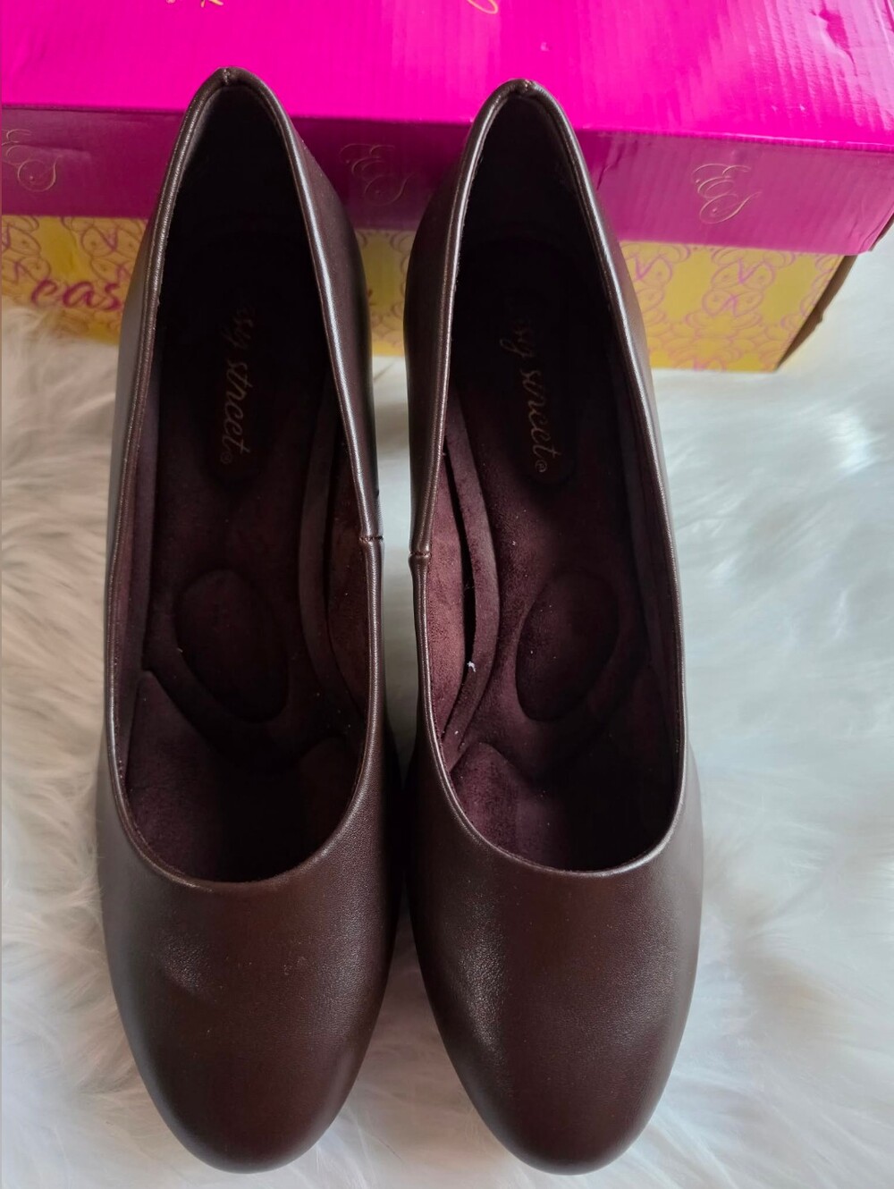 Easy Street Equinox Womens Stiletto Heel Pumps, 9 1/2 Wide, Brown